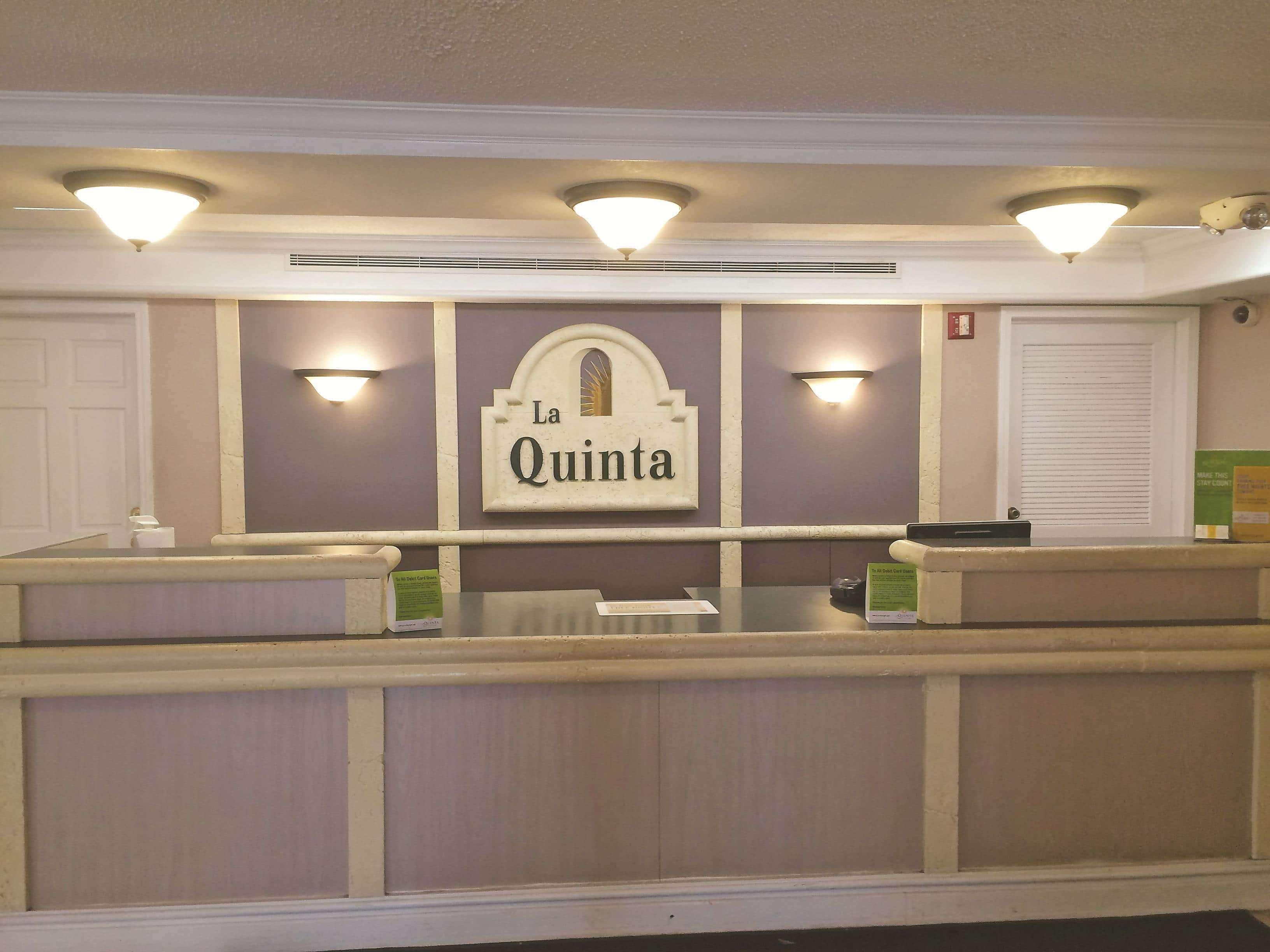 La Quinta Inn By Wyndham Columbus Airport Area Buitenkant foto