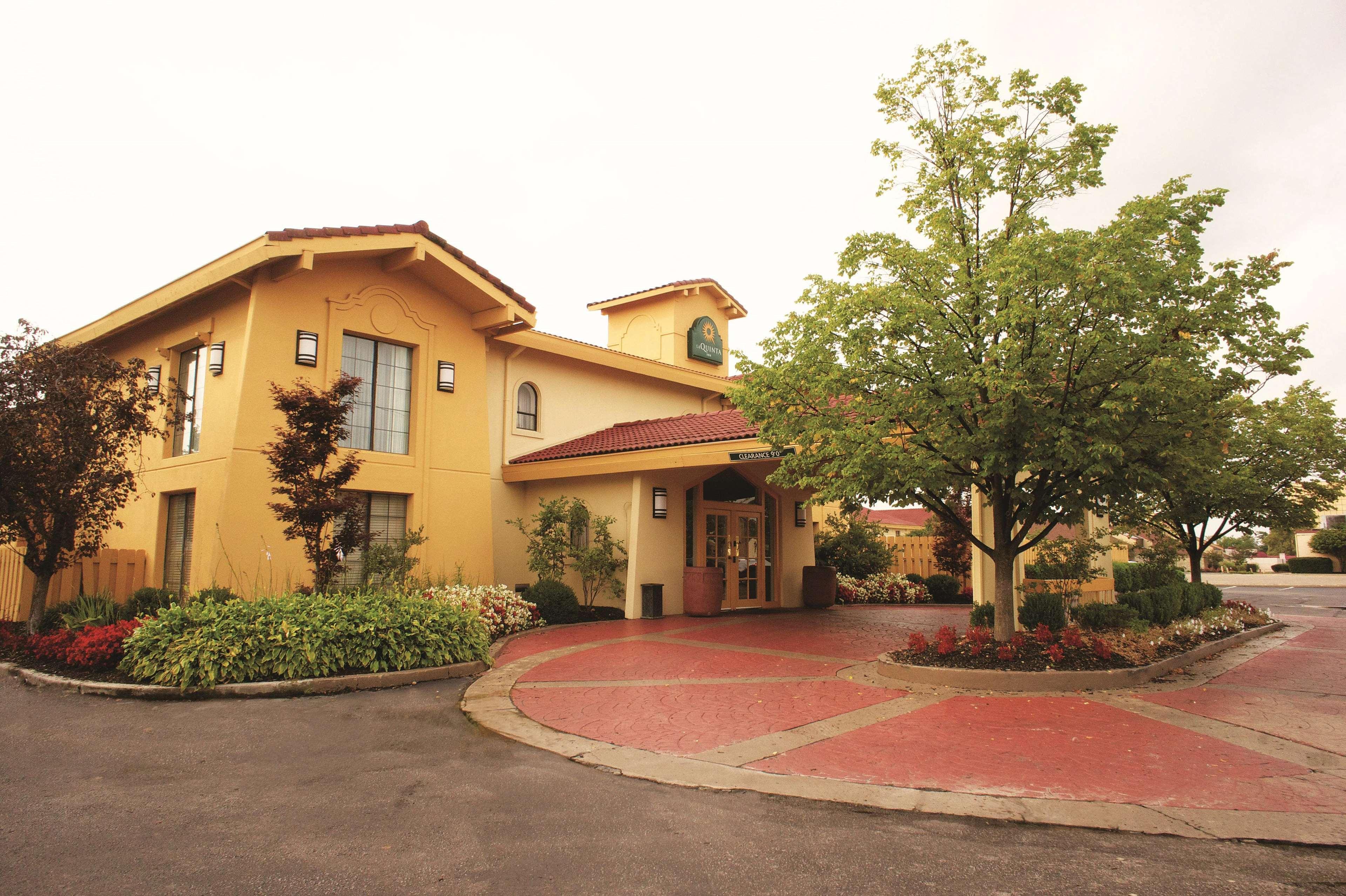 La Quinta Inn By Wyndham Columbus Airport Area Buitenkant foto